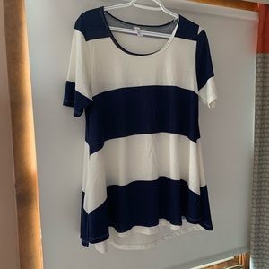 Lularoe perfect t, size medium, navy and white